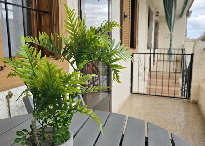 Apartment Theo Beach