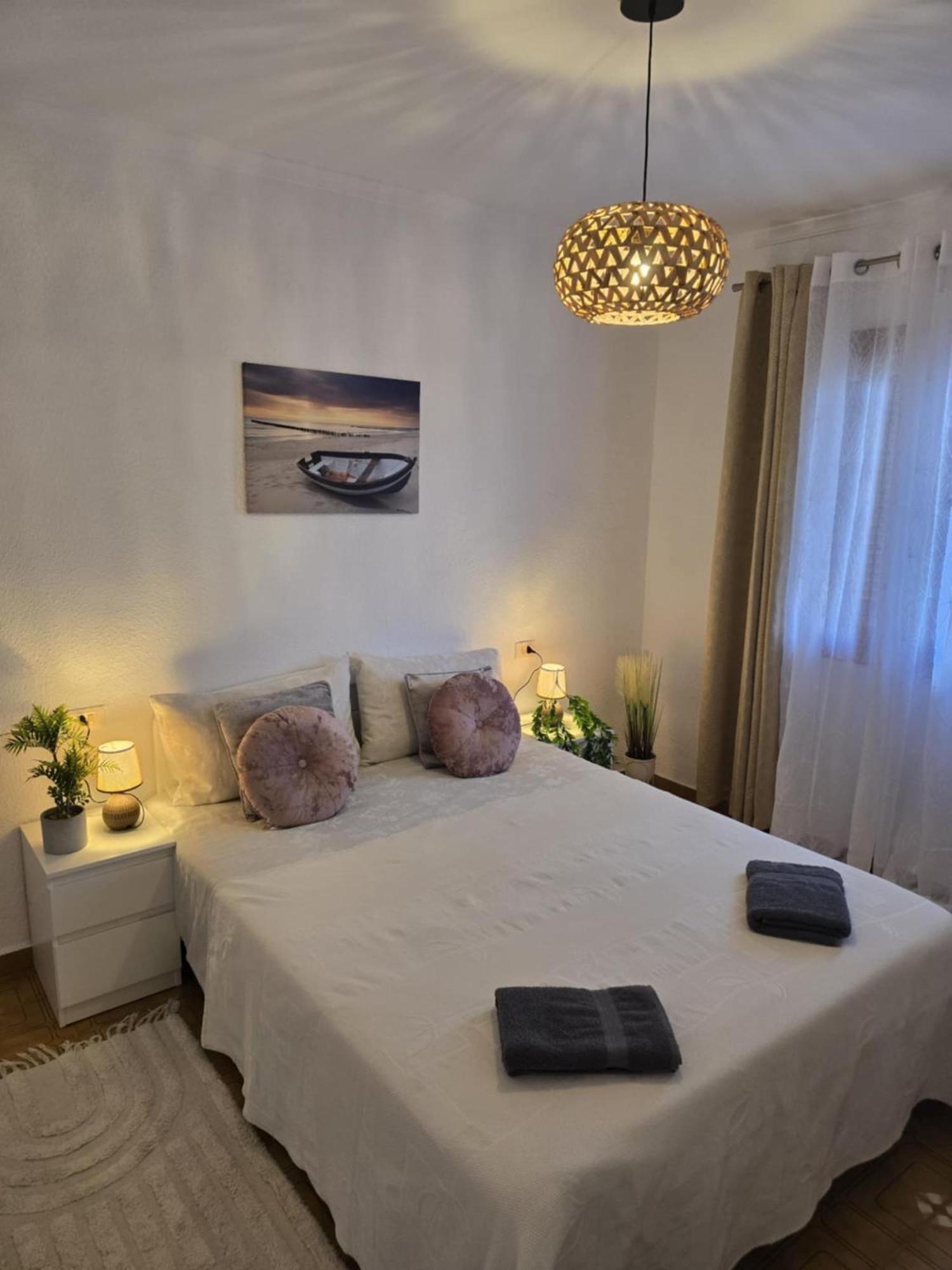 Theo Apartment *